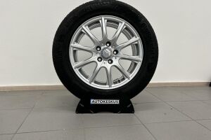 Mercedes-Benz C esikatselu 33