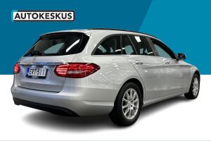 Mercedes-Benz C esikatselu 5