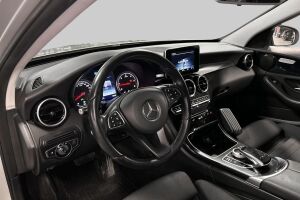 Mercedes-Benz C esikatselu 9