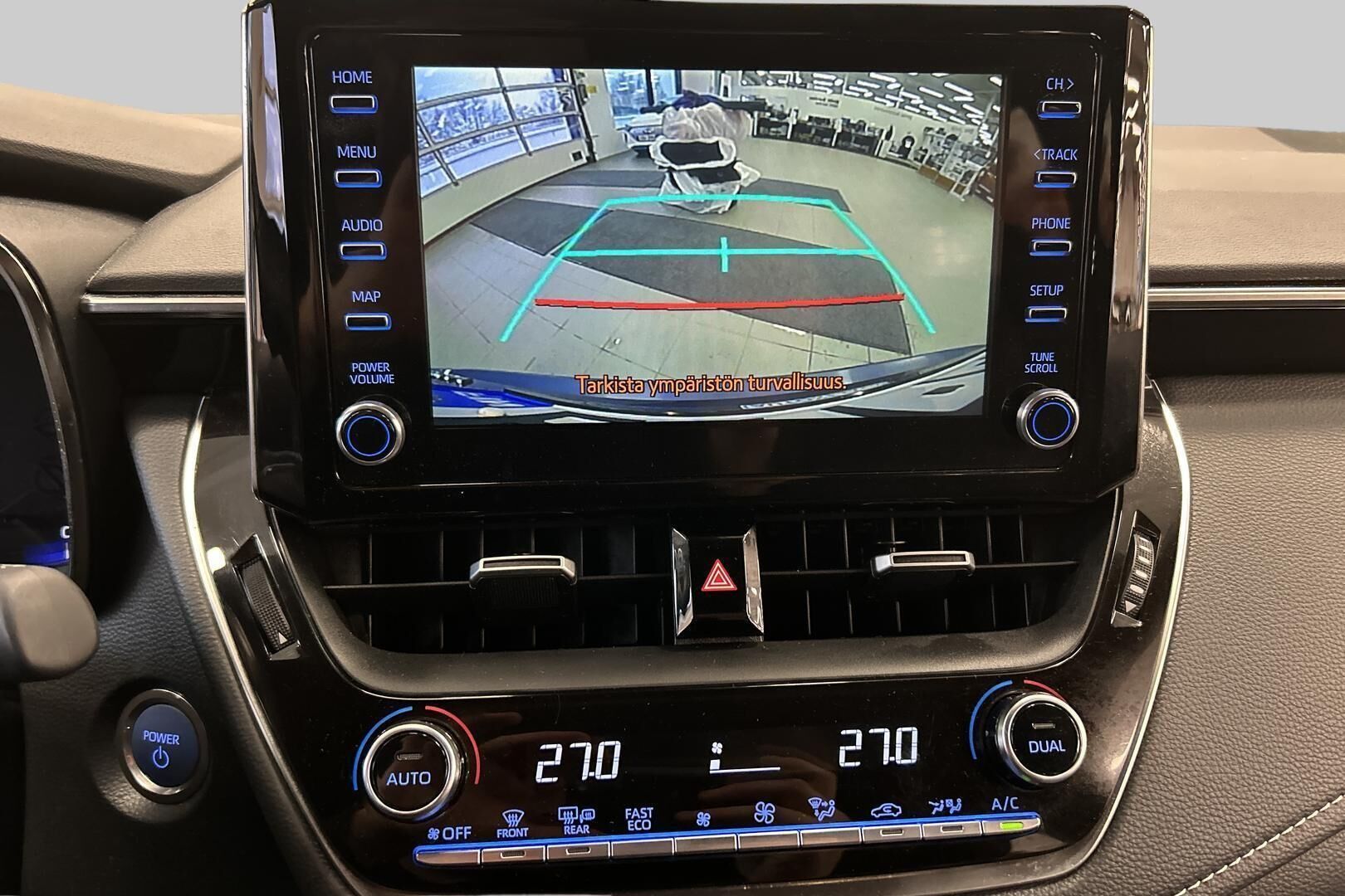 Toyota Corolla iso kuva 17