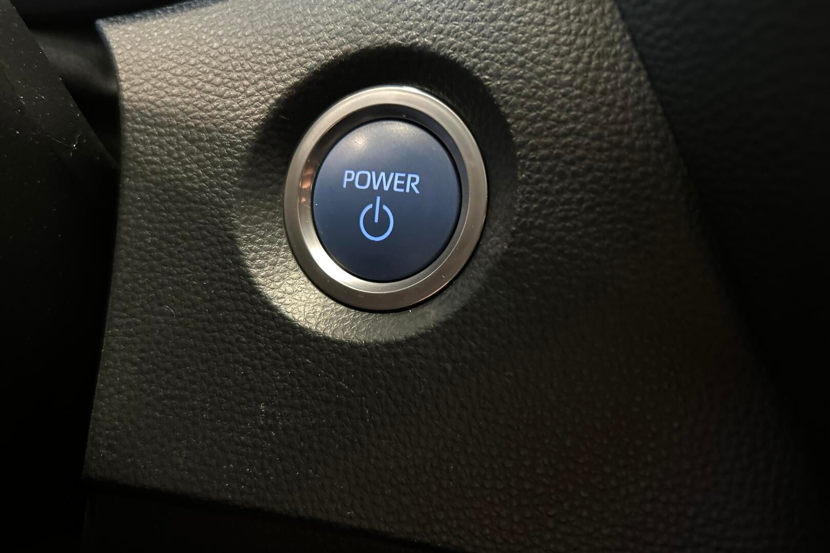 Toyota Corolla iso kuva 19