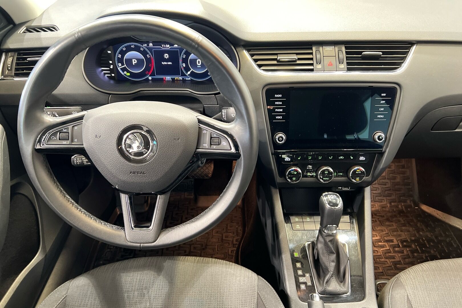 Skoda Octavia iso kuva 33