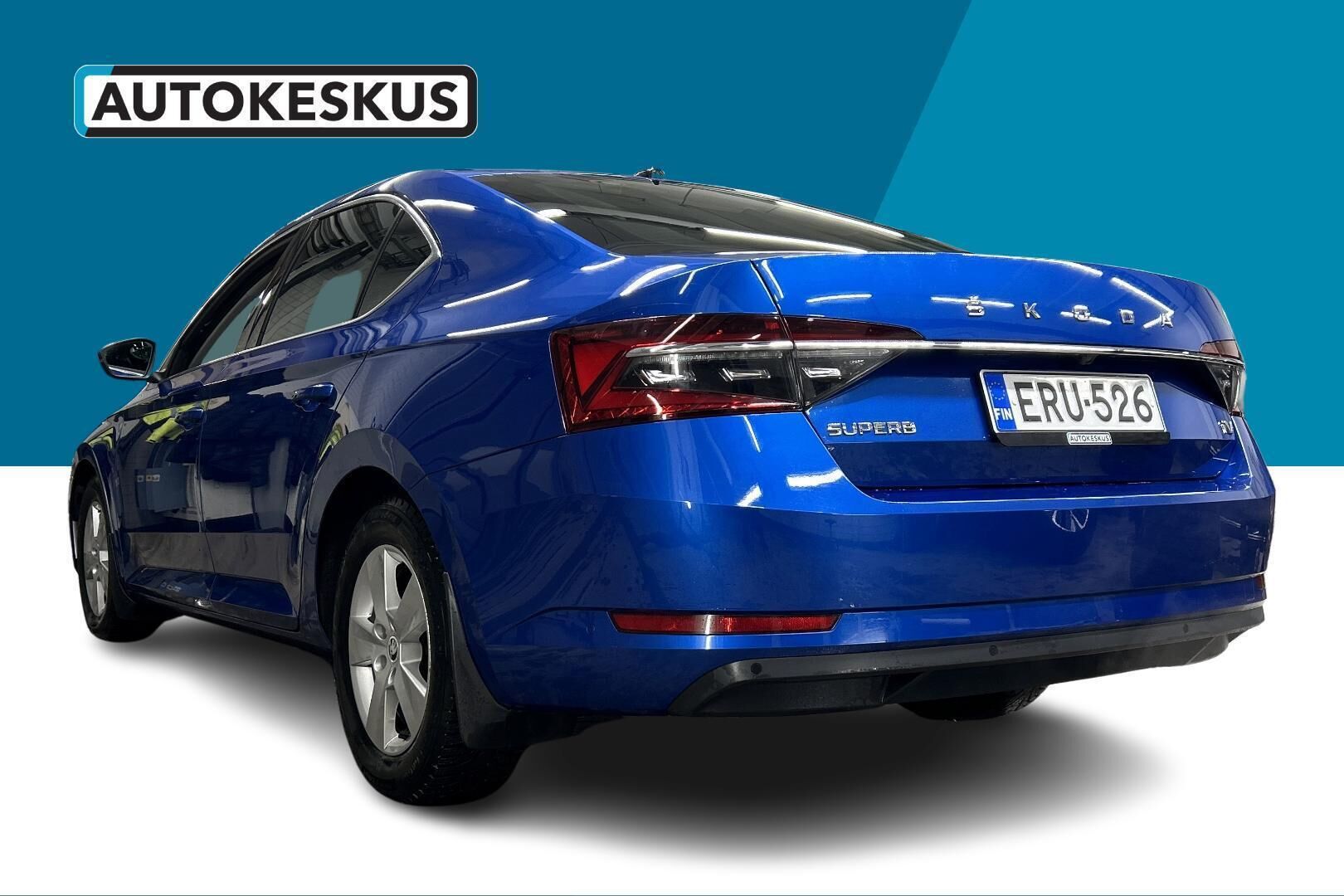 Skoda Superb iso kuva 7