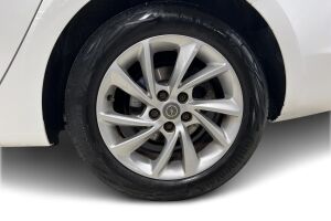 Opel Astra esikatselu 18