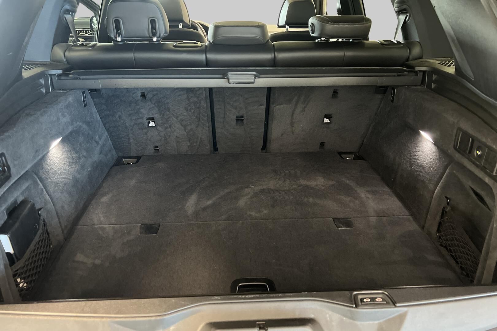 BMW X5 iso kuva 11