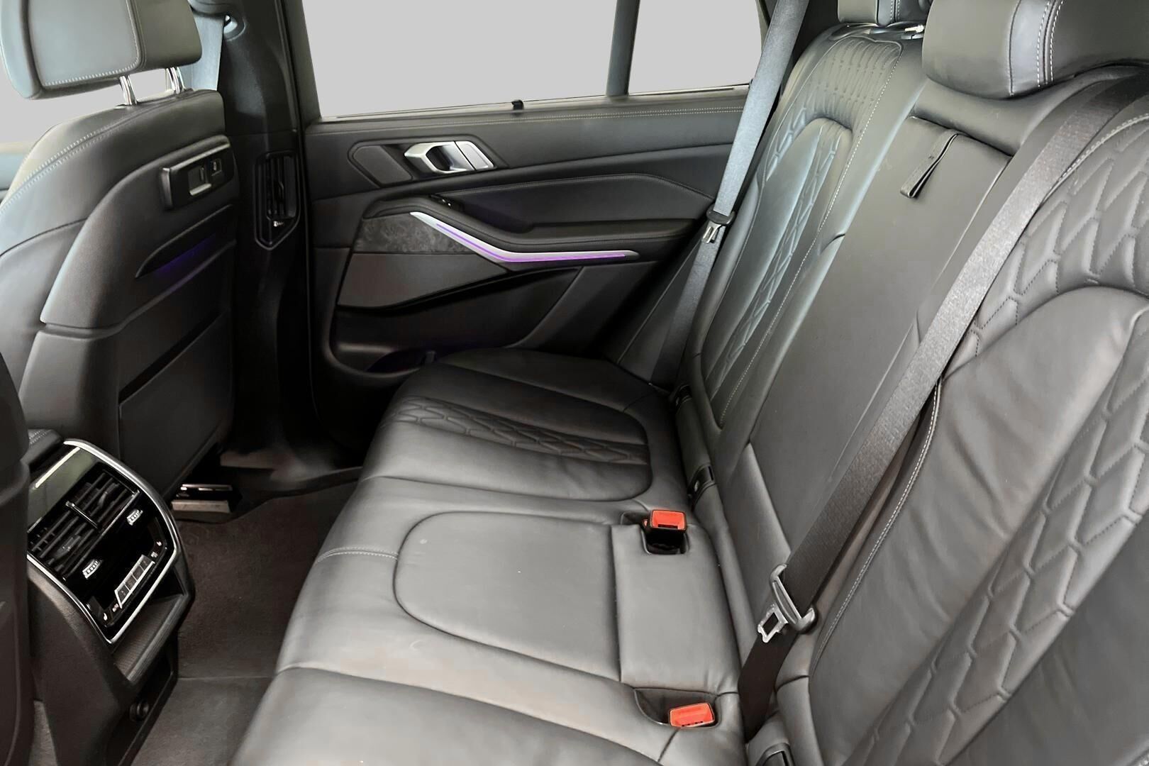 BMW X5 iso kuva 9