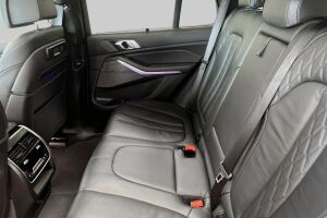 BMW X5 esikatselu 9