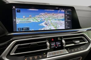 BMW X5 esikatselu 14