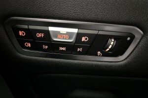 BMW X5 esikatselu 18