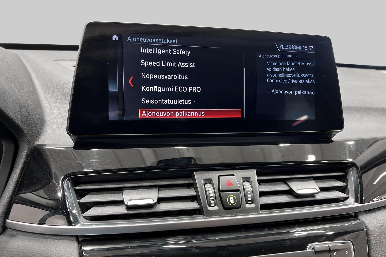BMW X1 iso kuva 21