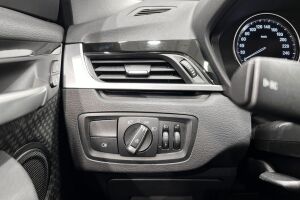 BMW X1 esikatselu 29