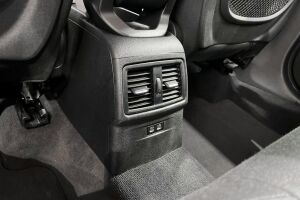BMW X1 esikatselu 33