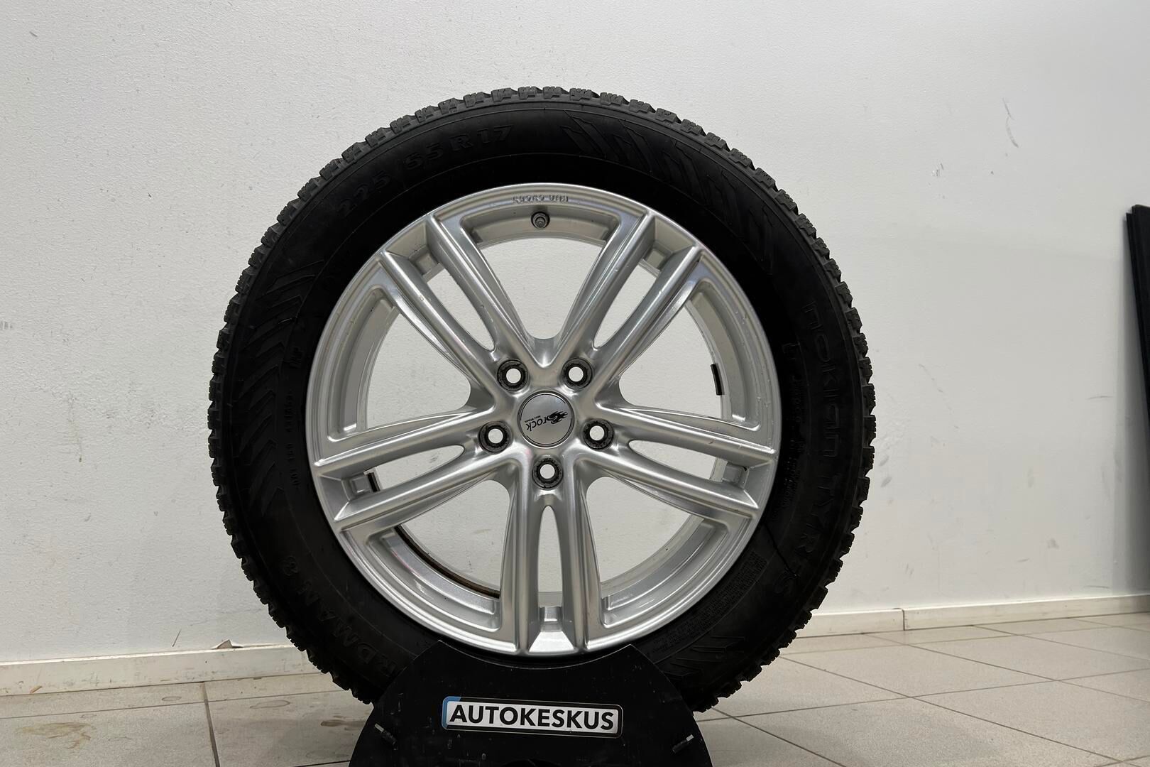 BMW X1 iso kuva 37