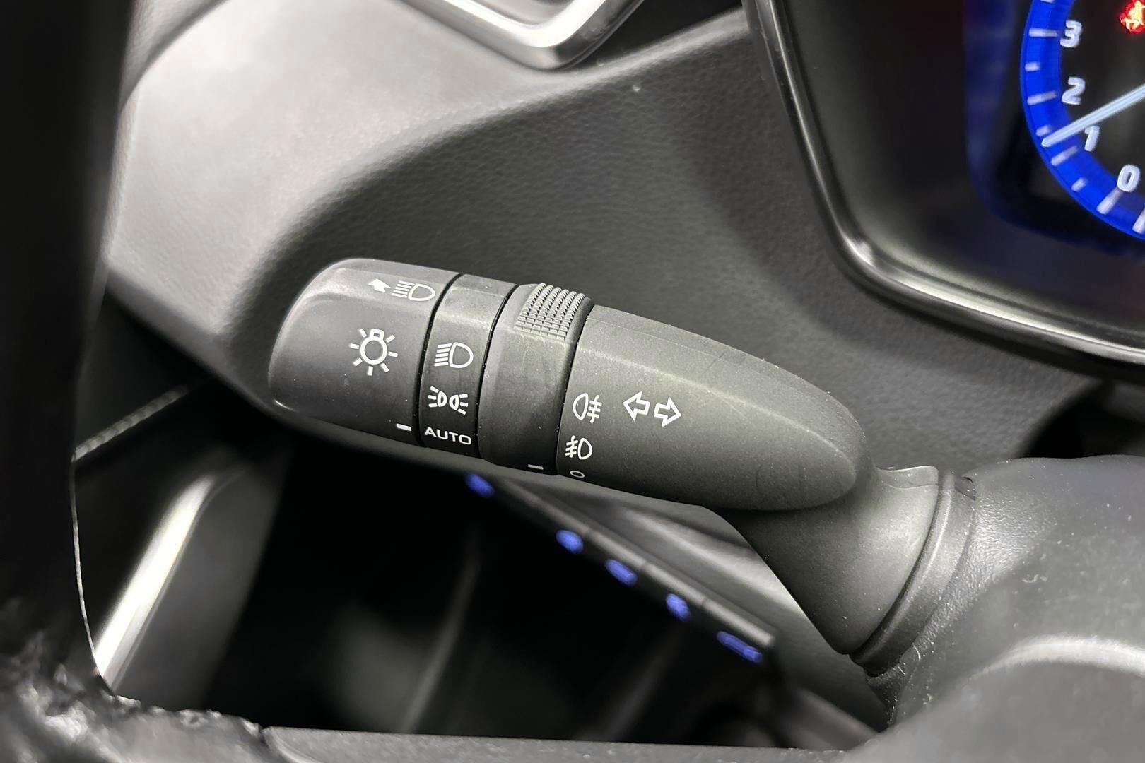 Toyota Corolla iso kuva 19