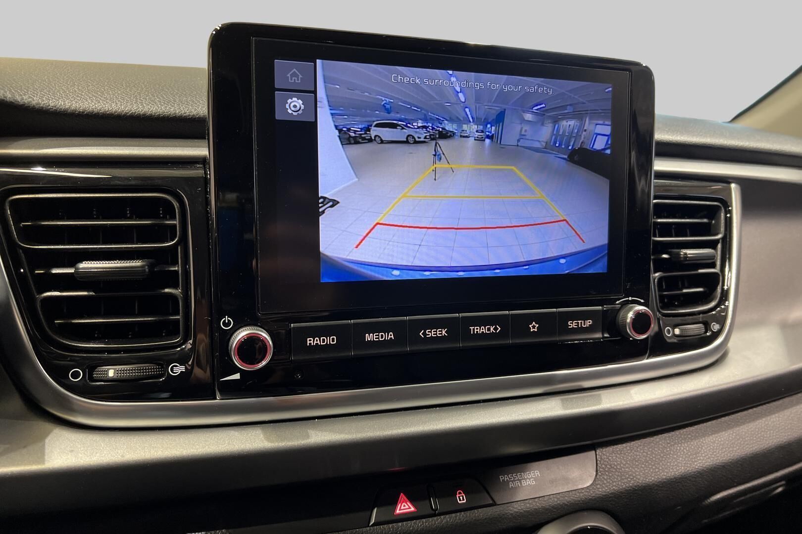 Kia Rio iso kuva 15