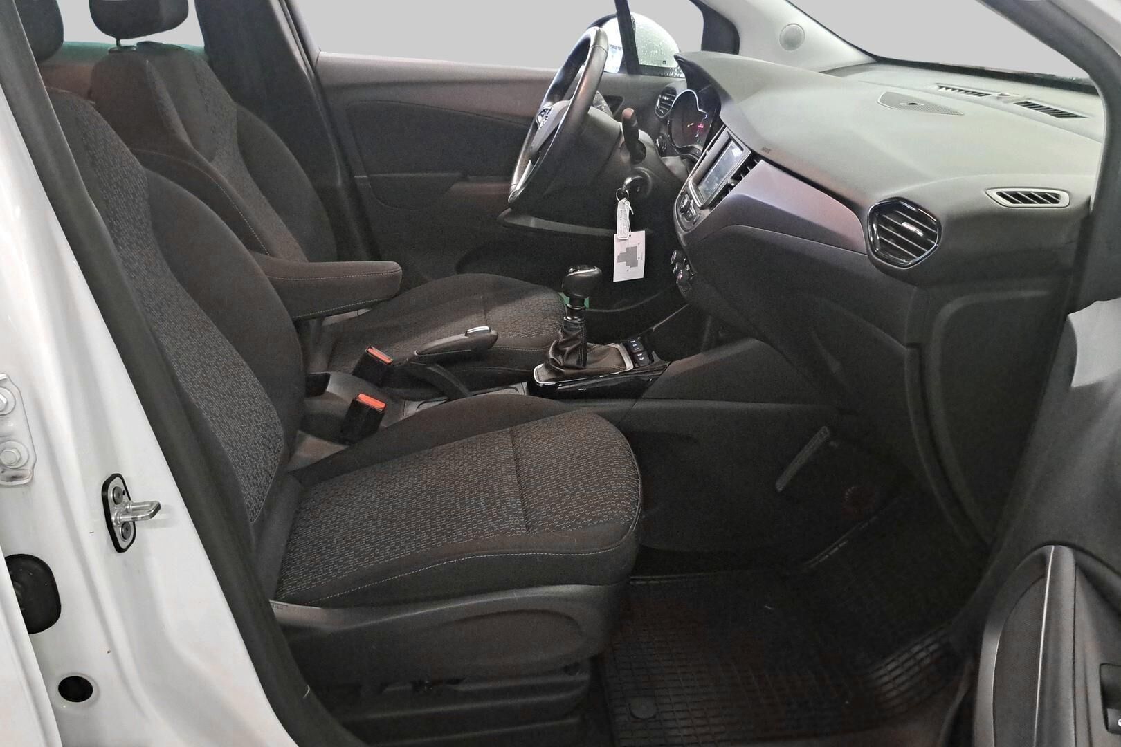 Opel Crossland X iso kuva 5