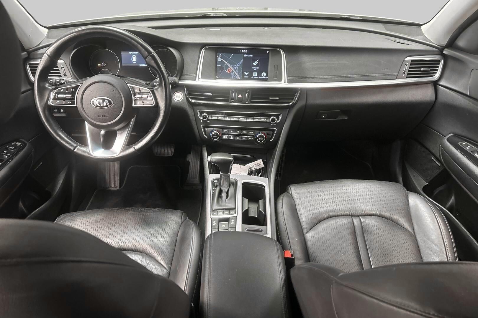 Kia Optima iso kuva 11