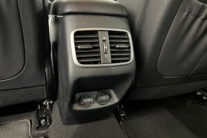Kia Optima esikatselu 36