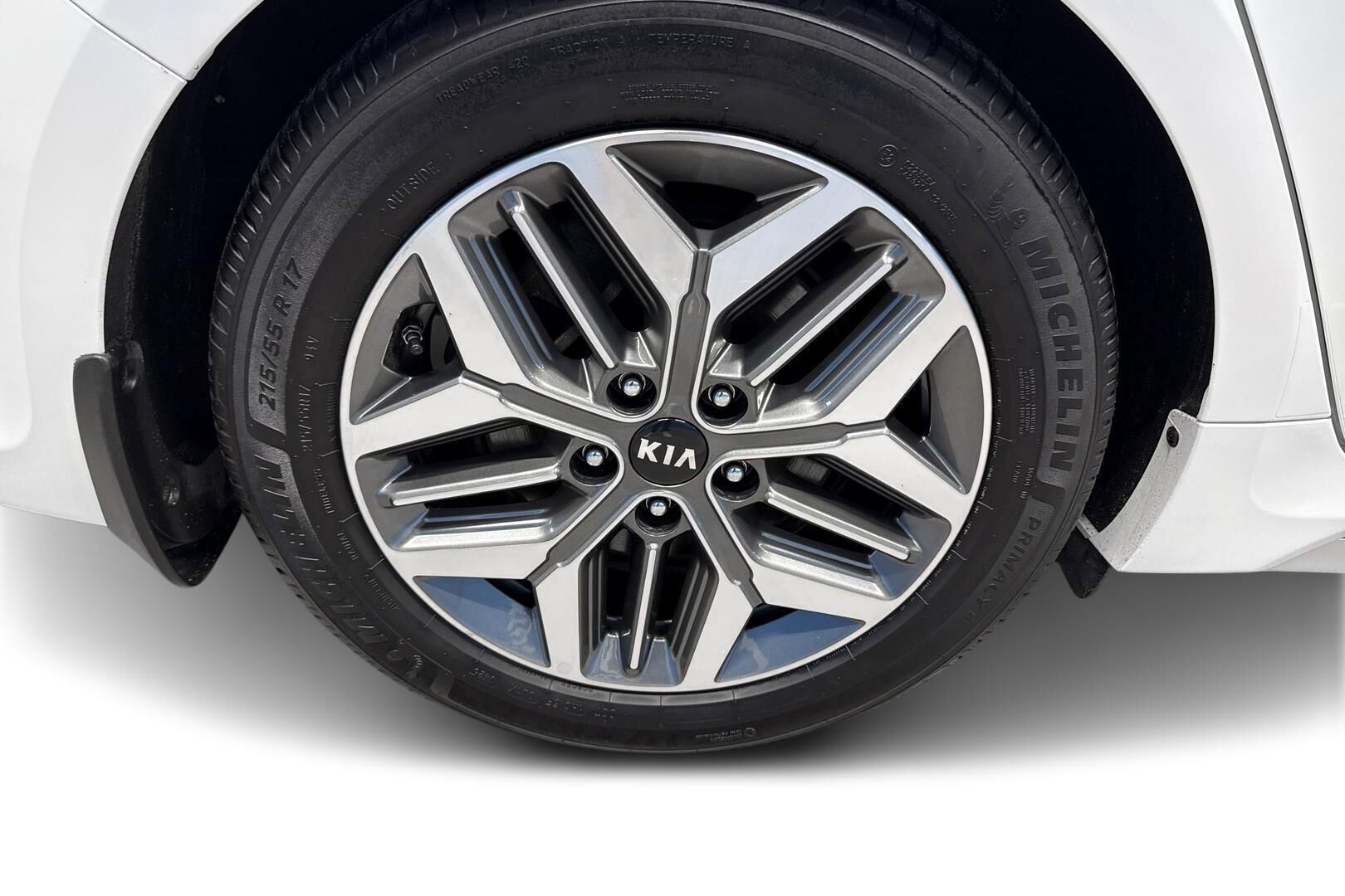 Kia Optima iso kuva 13