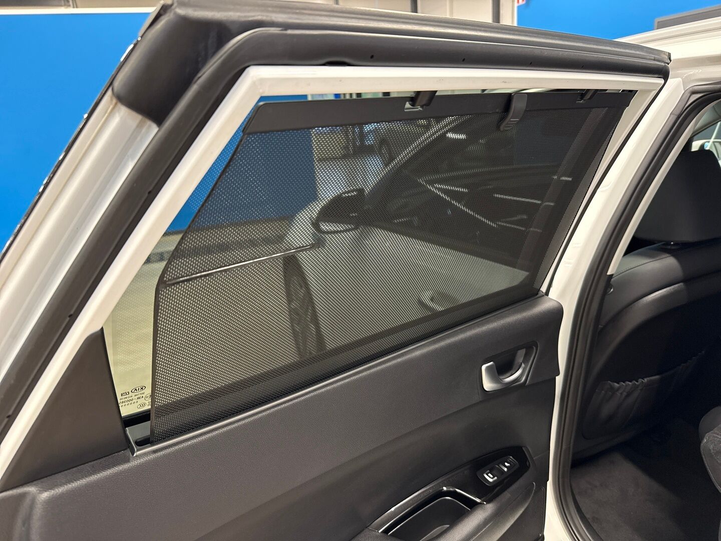 Kia Optima iso kuva 18