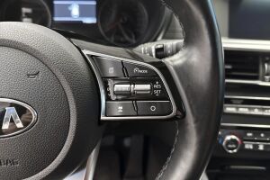 Kia Optima esikatselu 25