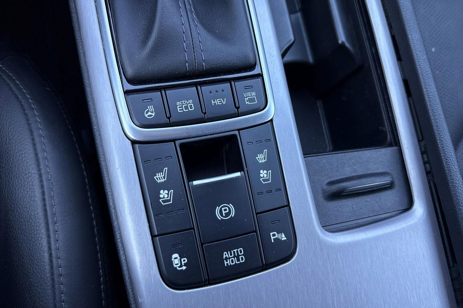 Kia Optima iso kuva 3