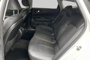 Kia Optima esikatselu 10