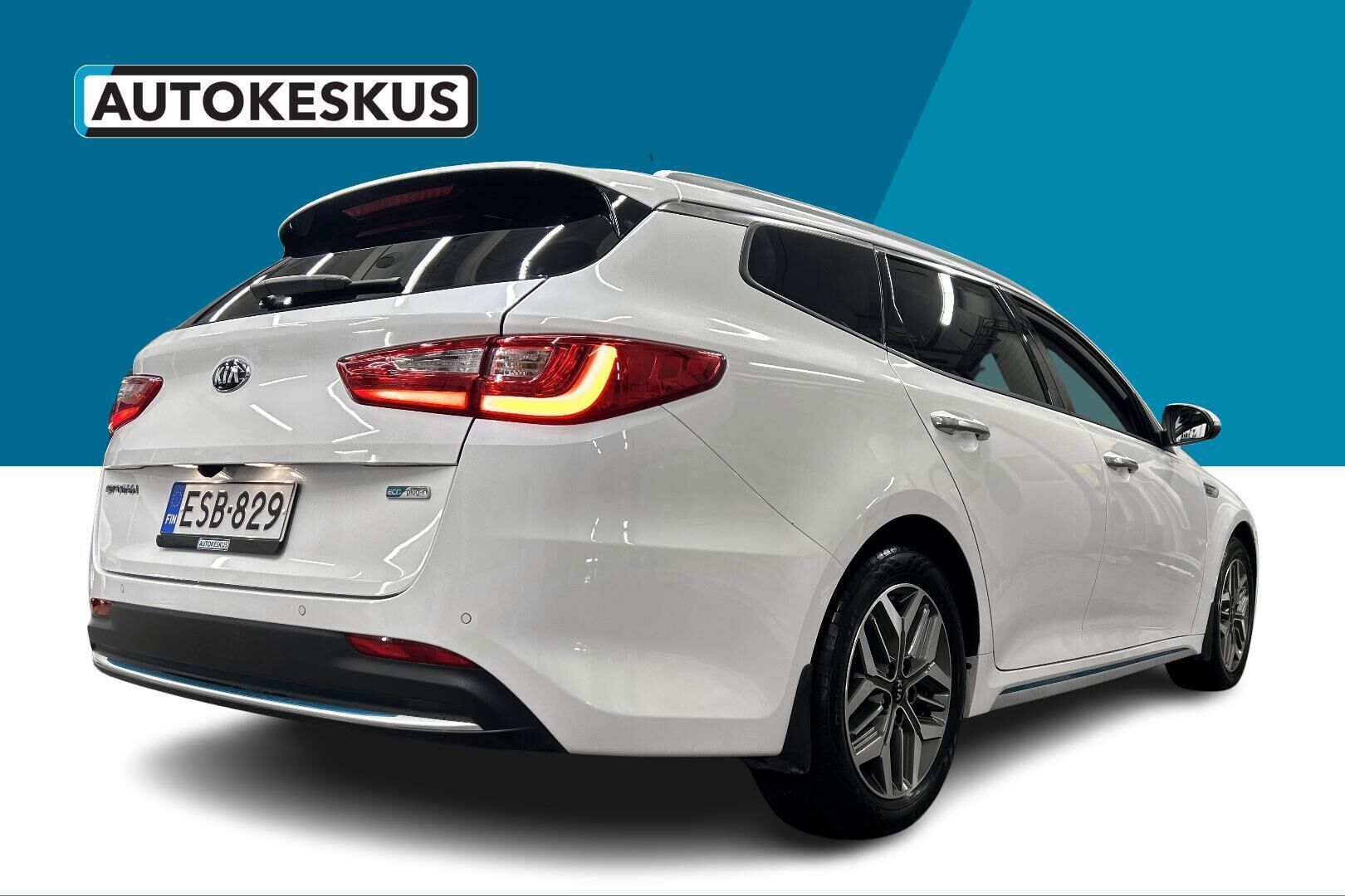 Kia Optima iso kuva 5