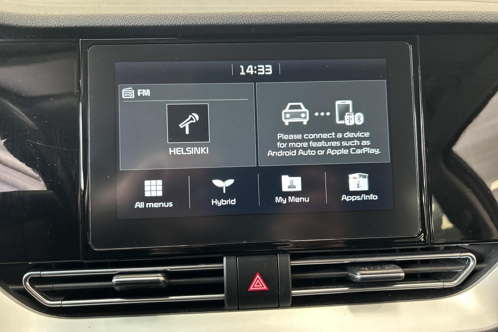 Kia Niro iso kuva 10