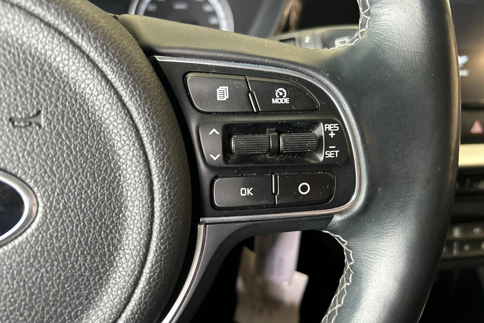 Kia Niro iso kuva 17