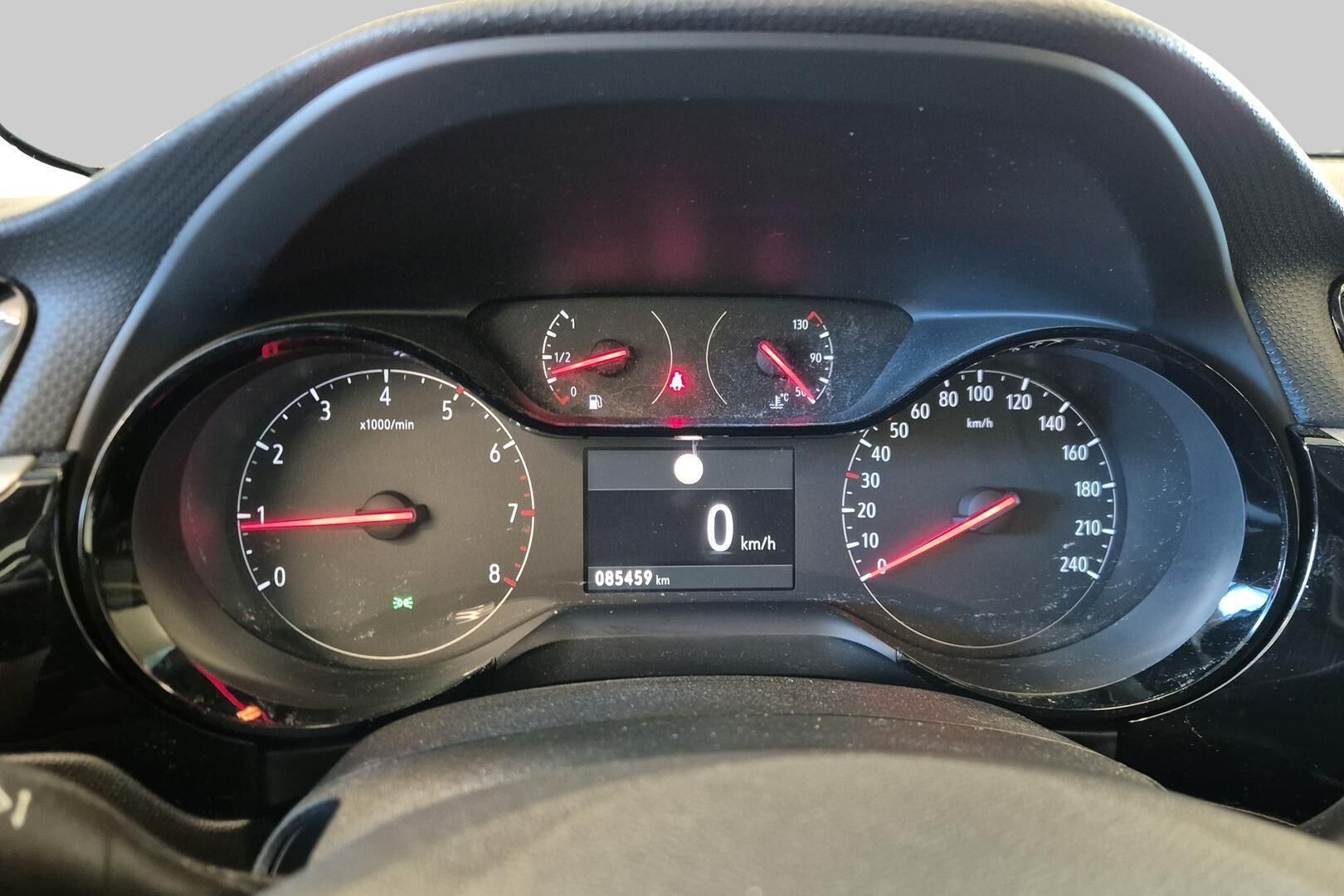 Opel Corsa iso kuva 5