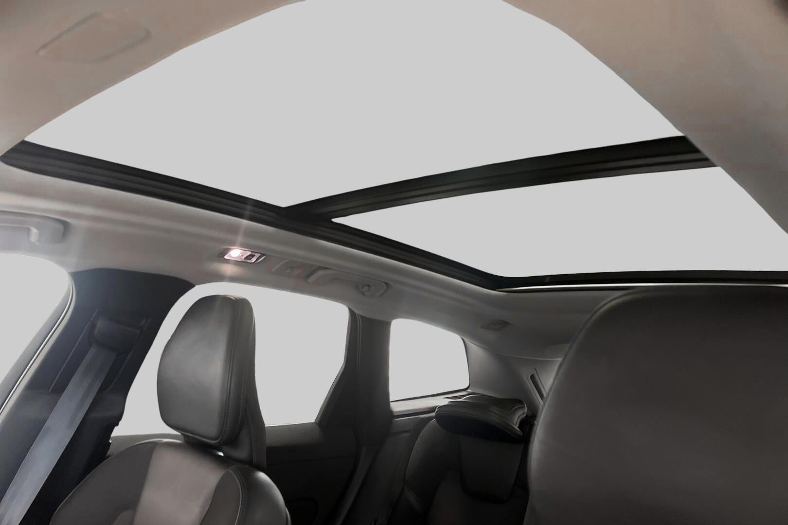 Volvo XC60 iso kuva 20