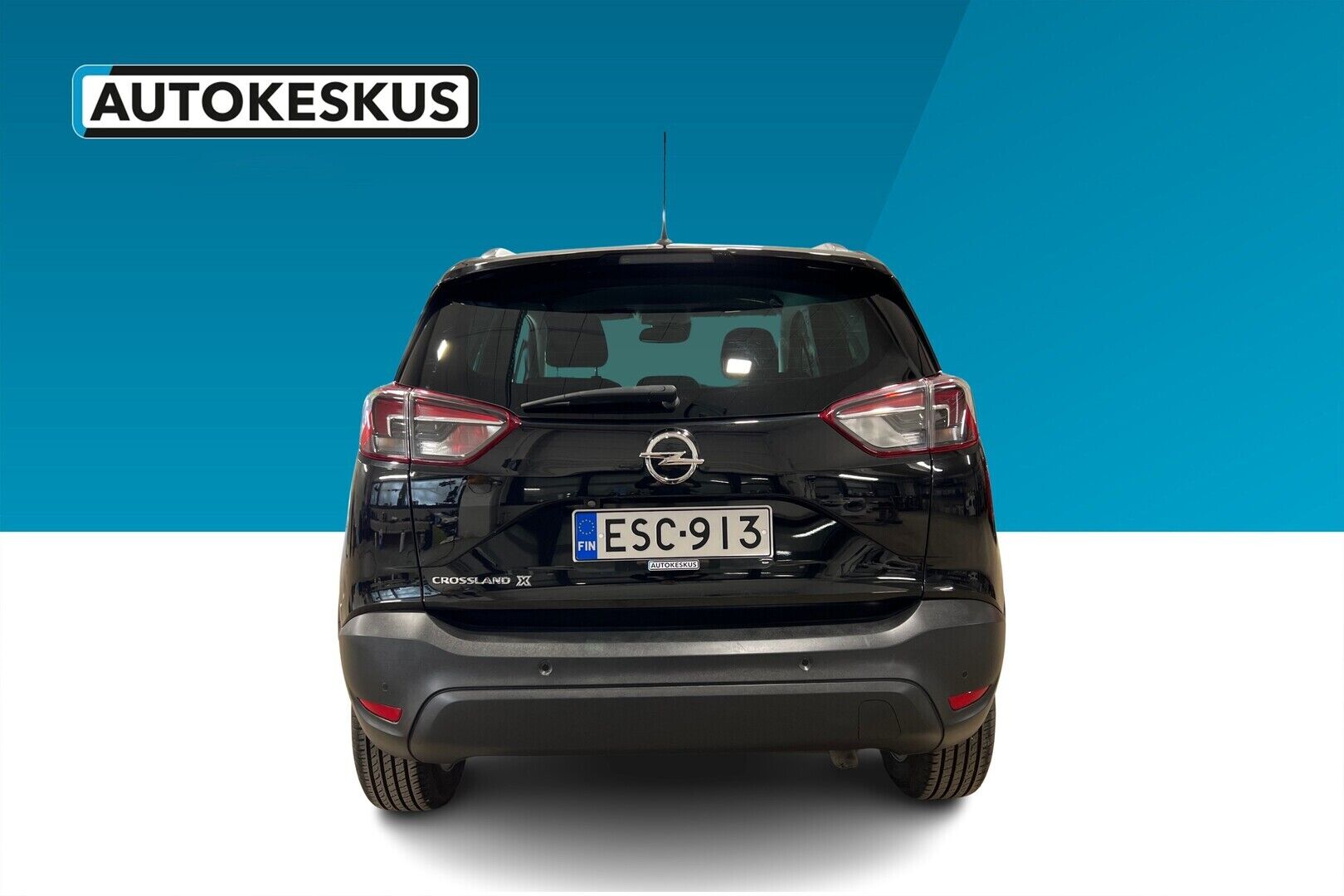 Opel Crossland X iso kuva 2