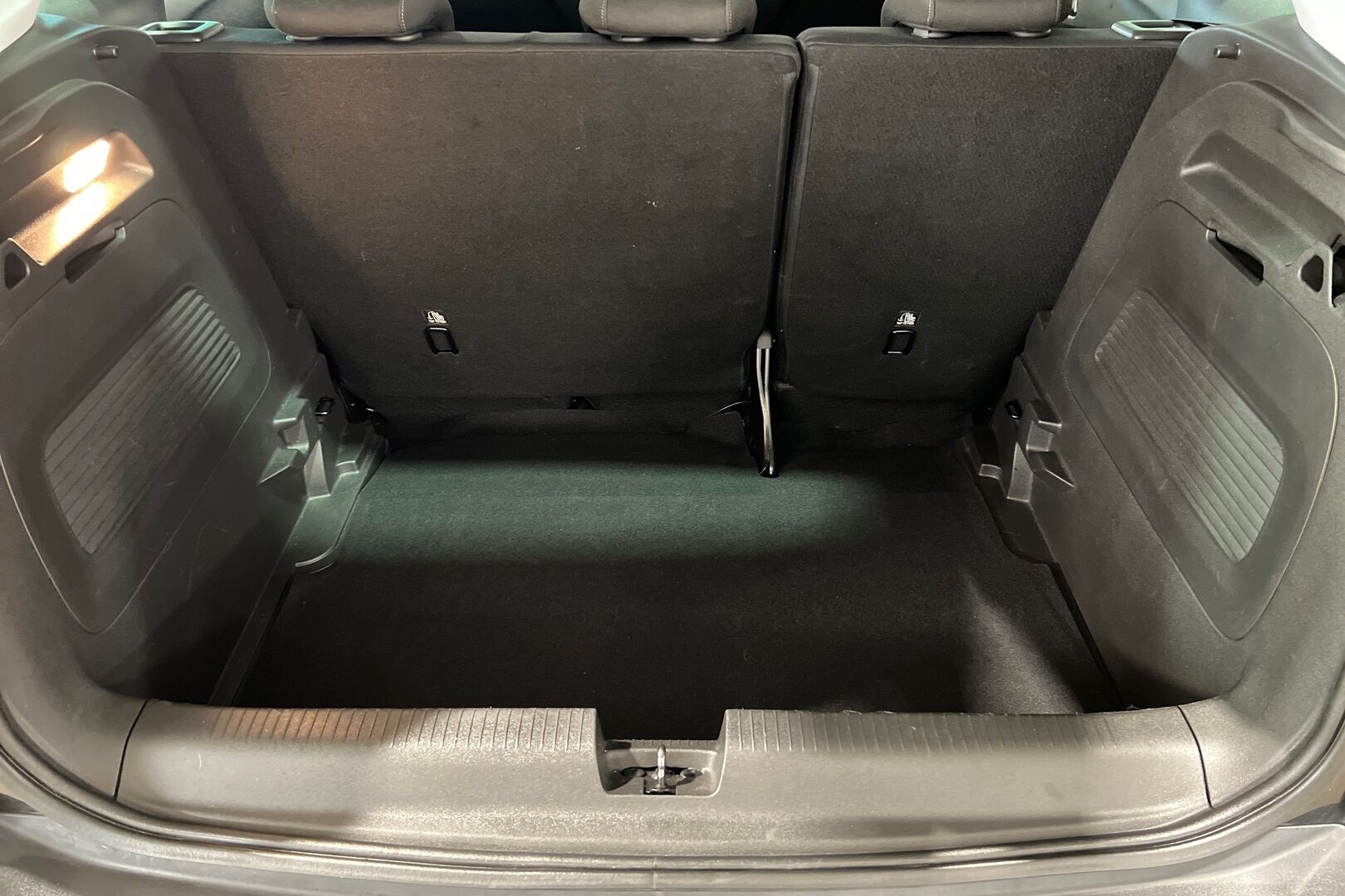 Opel Crossland X iso kuva 9