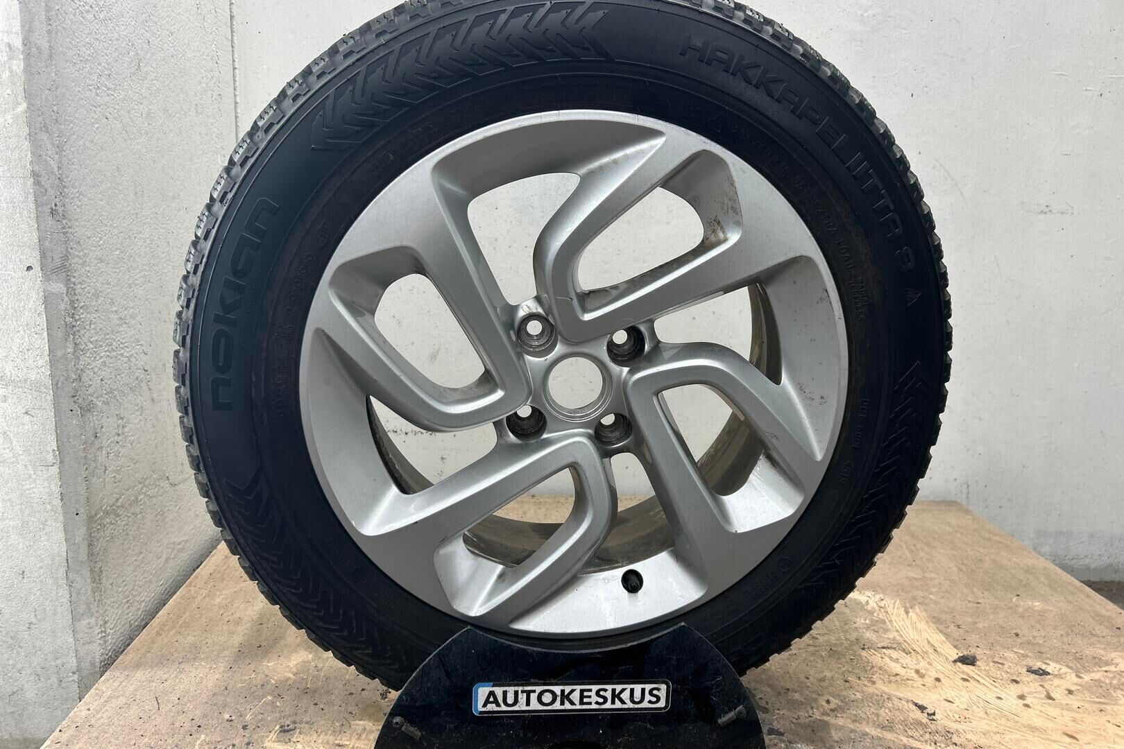 Opel Crossland X iso kuva 24