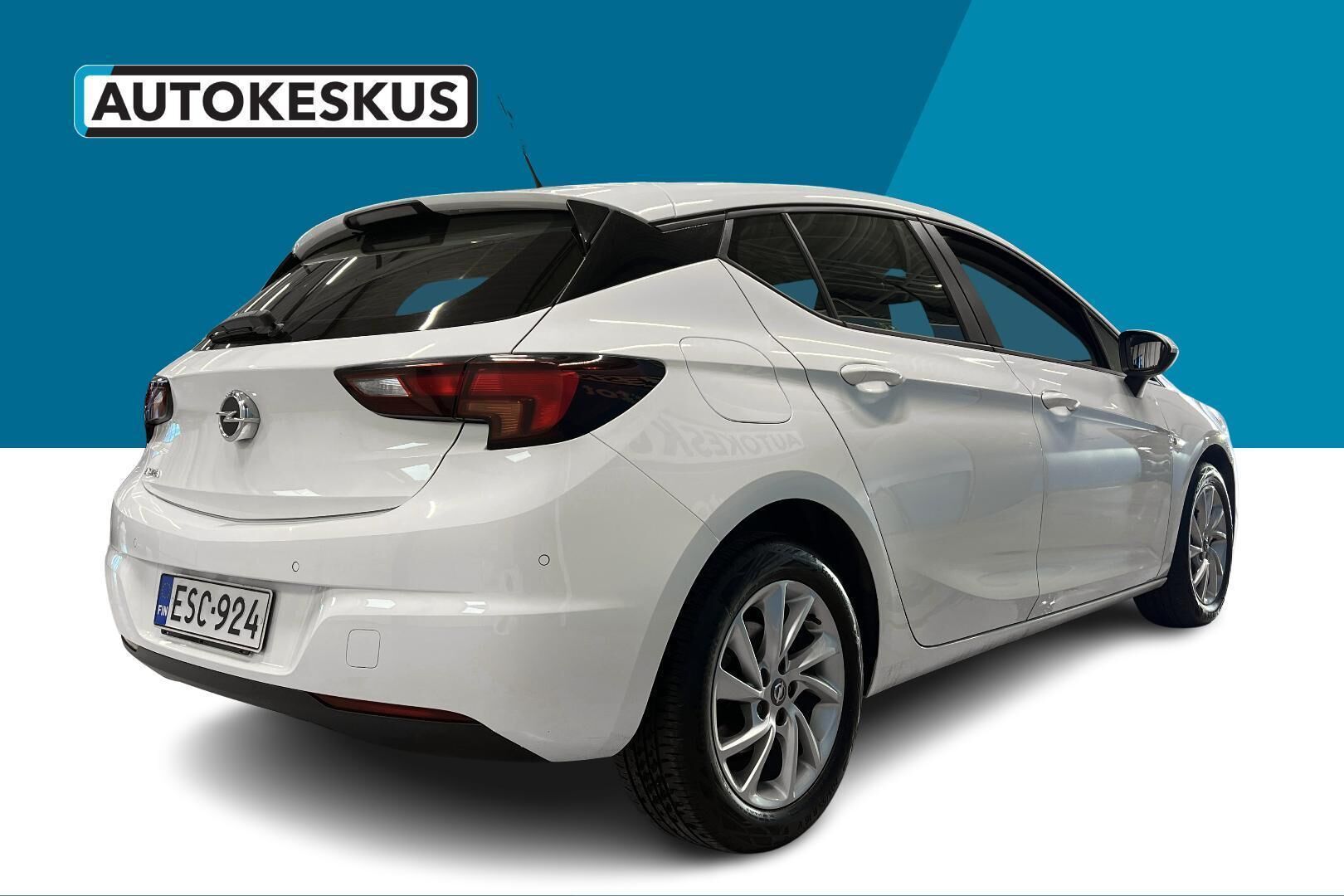 Opel Astra iso kuva 4