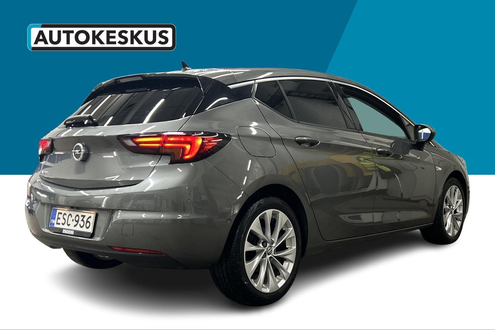 Opel Astra iso kuva 4