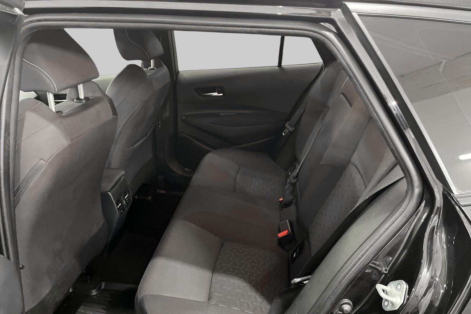 Toyota Corolla iso kuva 9