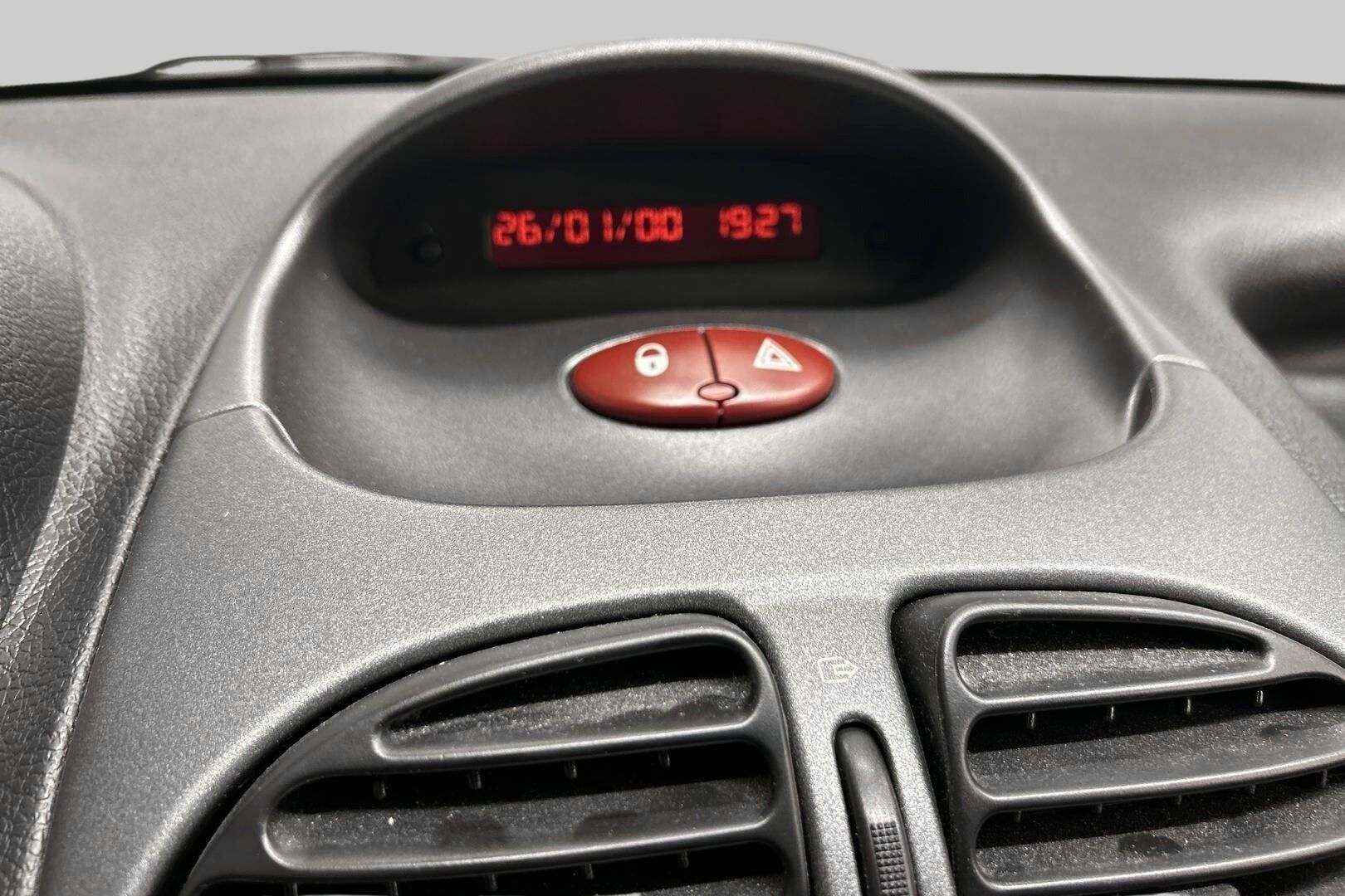 Peugeot 206 iso kuva 14