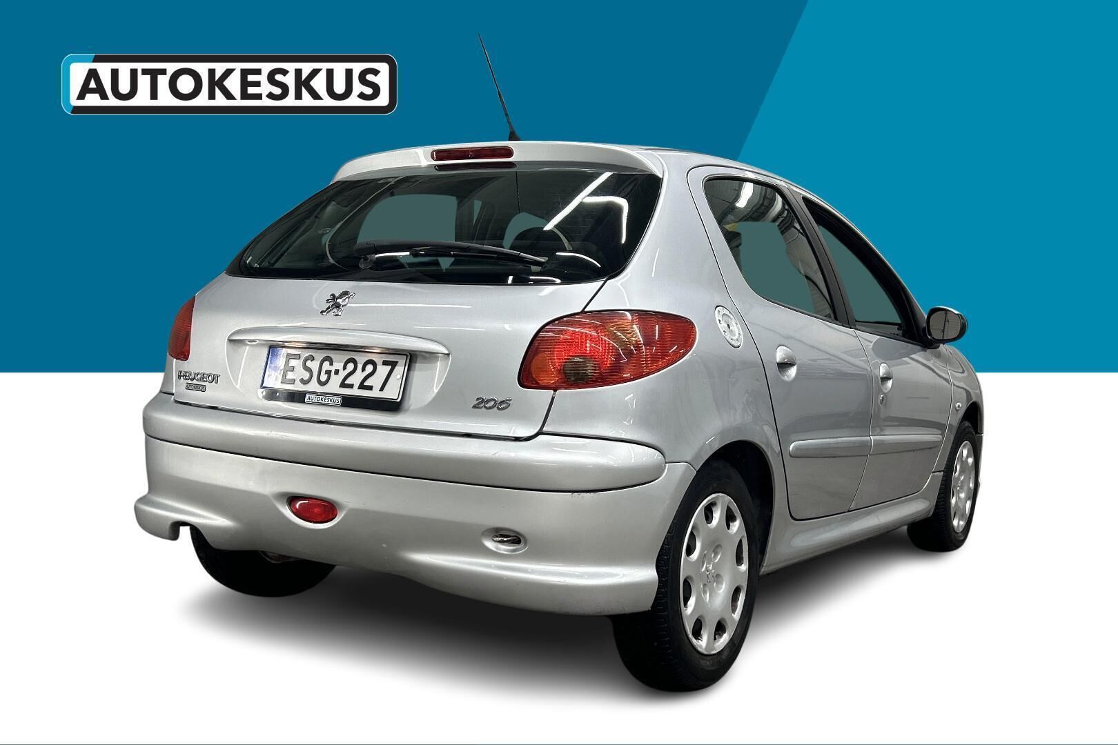 Peugeot 206 iso kuva 4