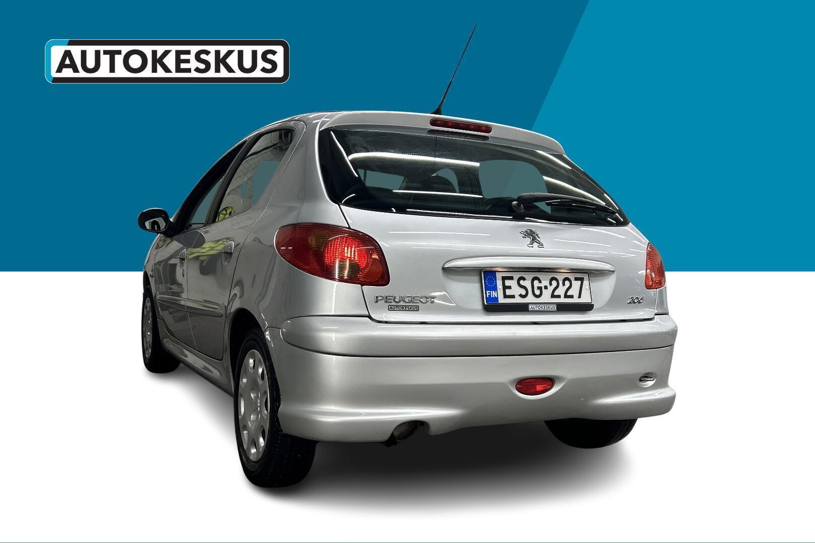 Peugeot 206 iso kuva 6
