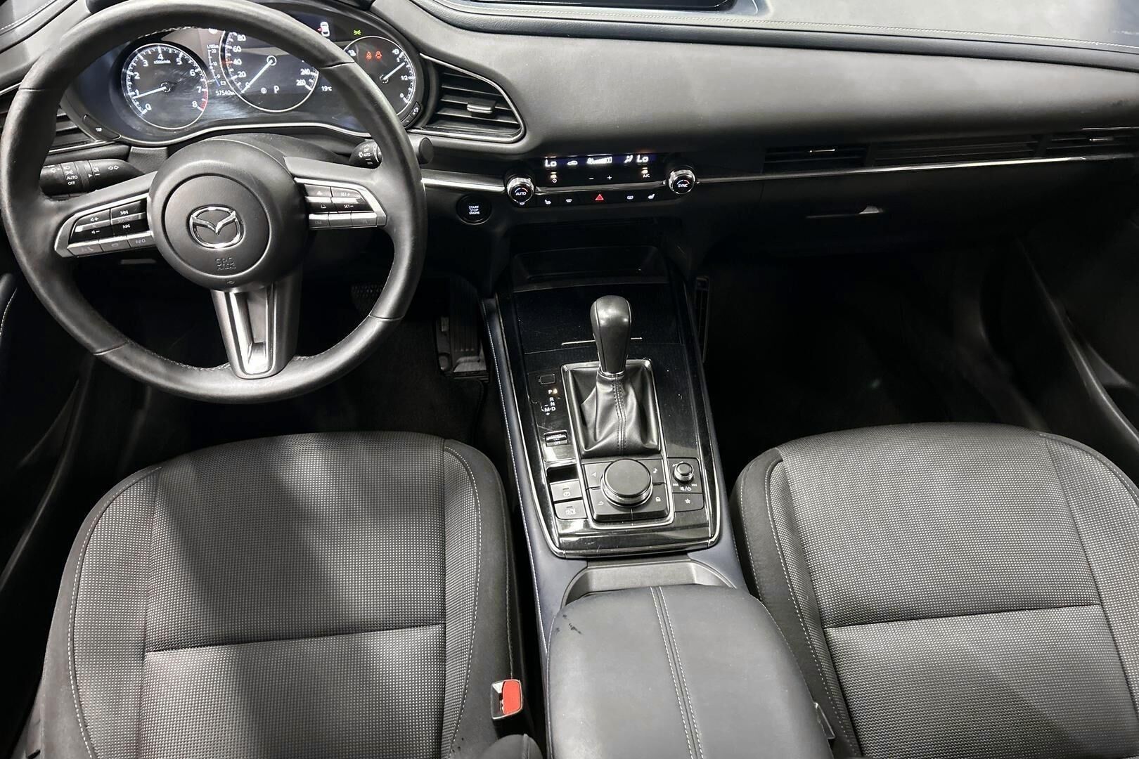 Mazda CX-30 iso kuva 11