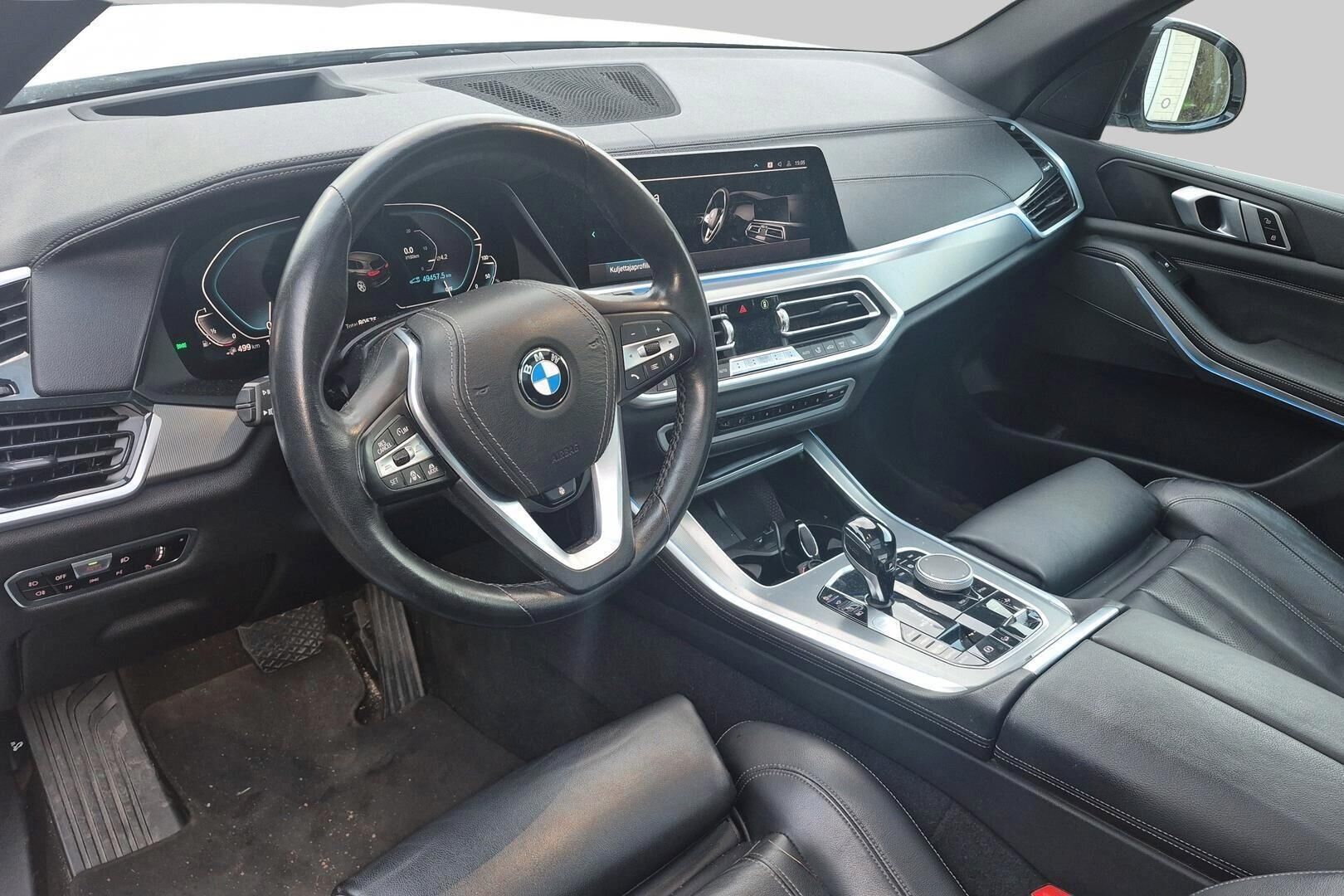 BMW X5 iso kuva 1