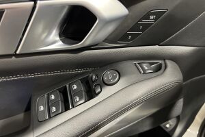 BMW X5 esikatselu 17