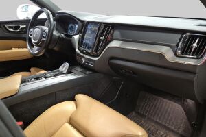 Volvo XC60 esikatselu 6
