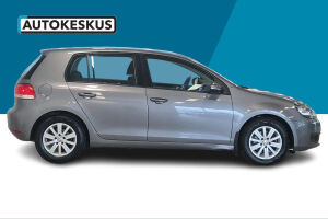 Volkswagen Golf esikatselu 4