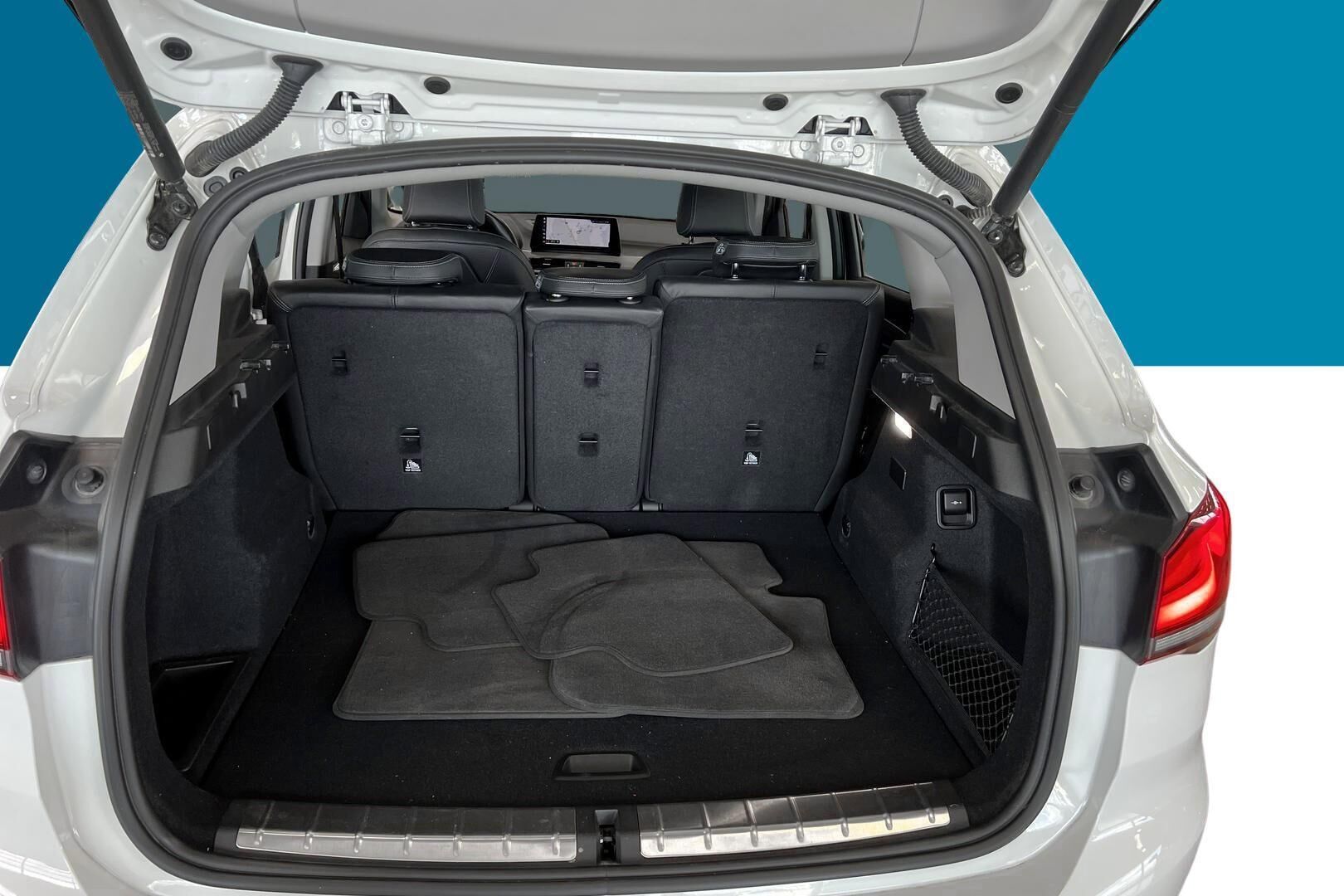 BMW X1 iso kuva 11