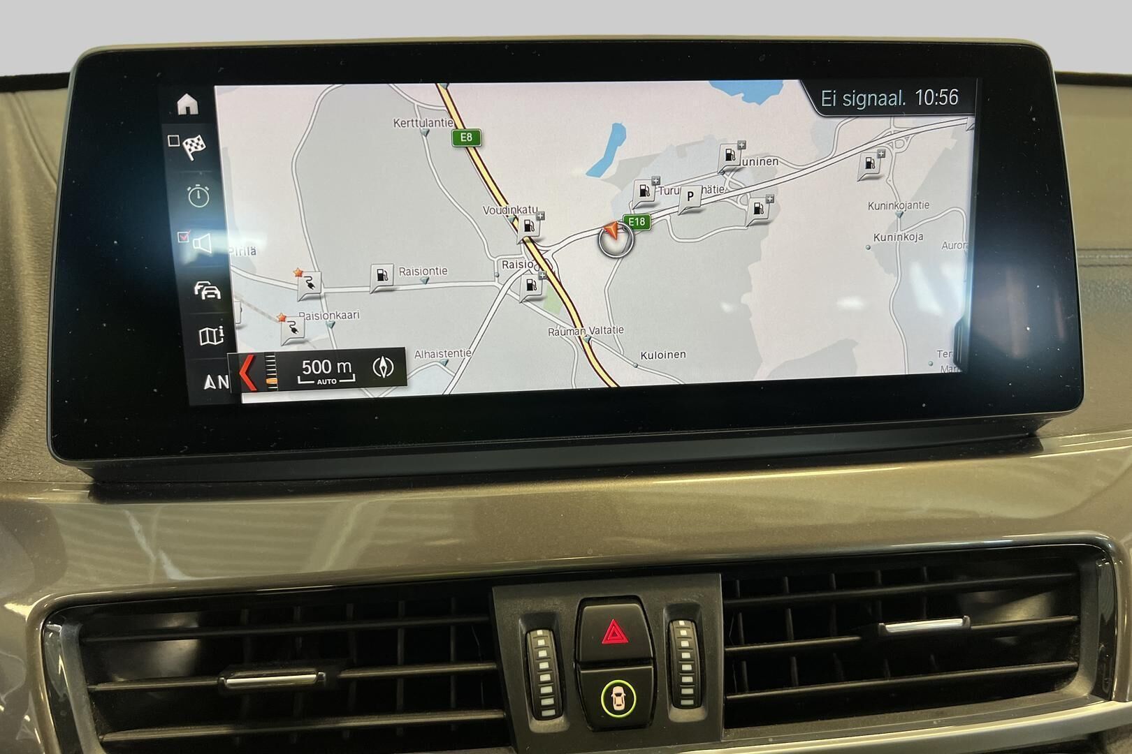 BMW X1 iso kuva 17