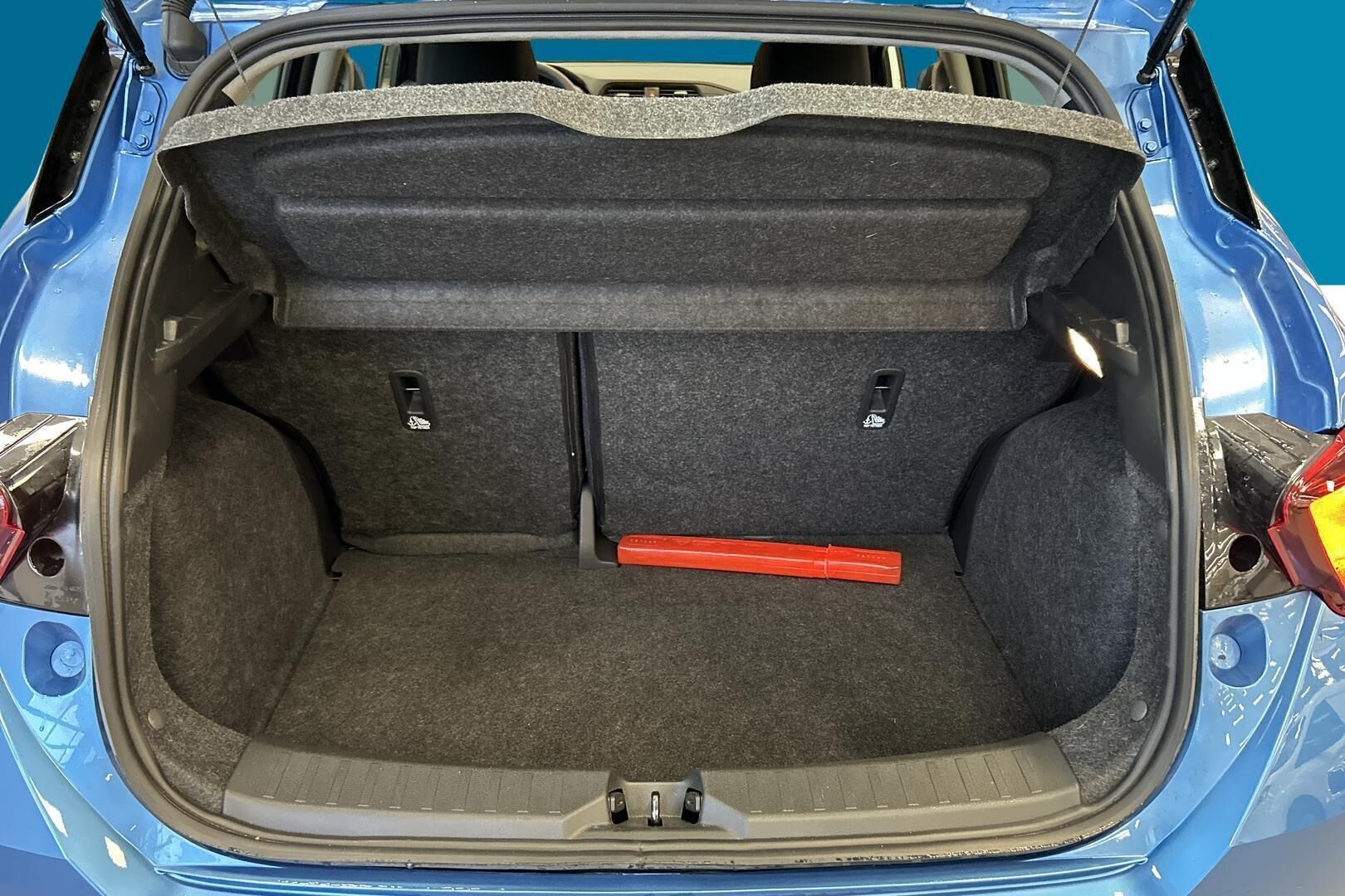 NISSAN Micra iso kuva 12