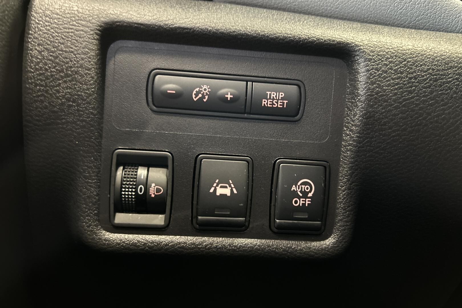 NISSAN Micra iso kuva 21